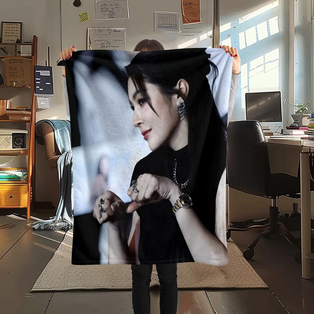 Faye Peraya pattern Flannel Blanket, High quality Comfortable for All Seasons, Home Decor, Warmth and Comfort, Perfect for Gifts.