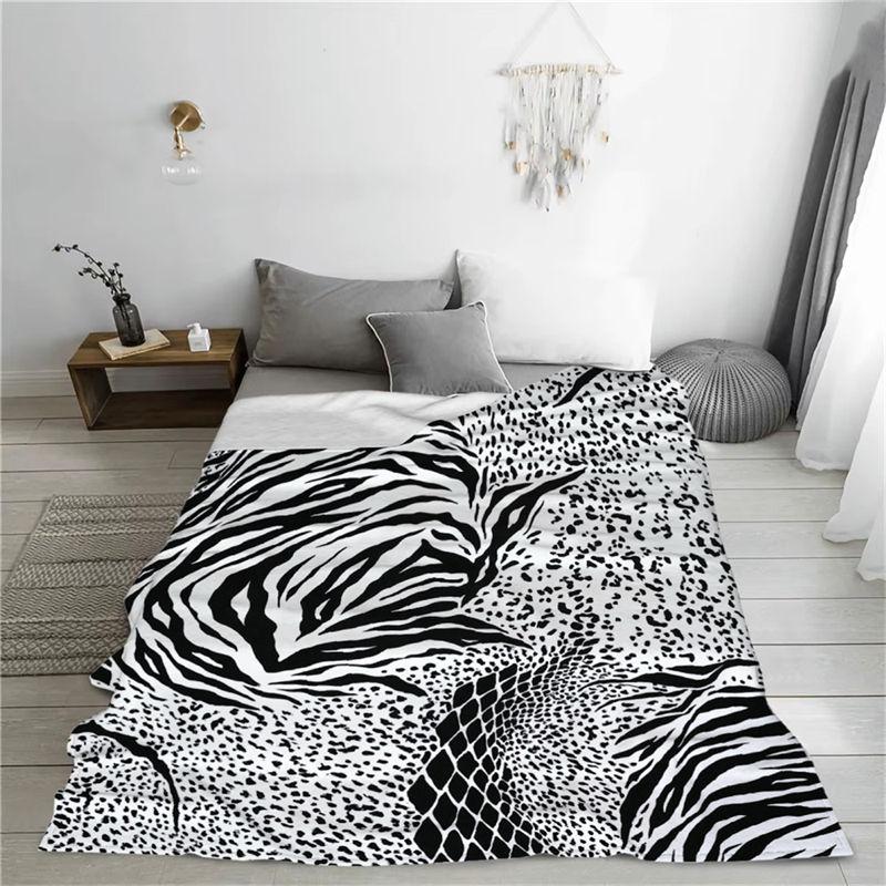 Animal Print Flannel Throw Blanket Black And White Zebra Leopard Snake Pattern Warm Blanket For Living Room Sofa Bed Decor
