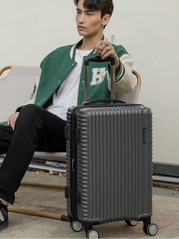 Diplomat DS-1312 Carry-on Luggage