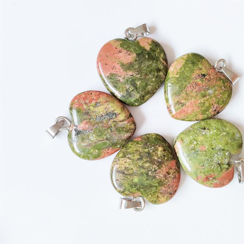 Heart-Shaped Natural Agate Pendant Necklace - 20mm Crystal Stone