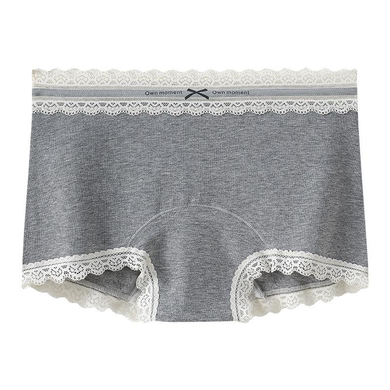 Ladies Spring and Autumn Vintage Lace Edge Cotton Skin Friendly Hip Breathable Mid Waist Flat Angle Briefs