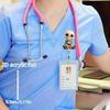 2D flacher morphing Totenkopf einziehbarer Ausweishalter, PMMA Acryl Ausweishalter für Krankenschwestern RN Pflegestudenten, Niedliches flaches Design Arbeitsausweis Lanyard