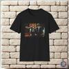 Jules & Vincent mit Waffen Pulp Fiction Pose Unisex T-Shirt