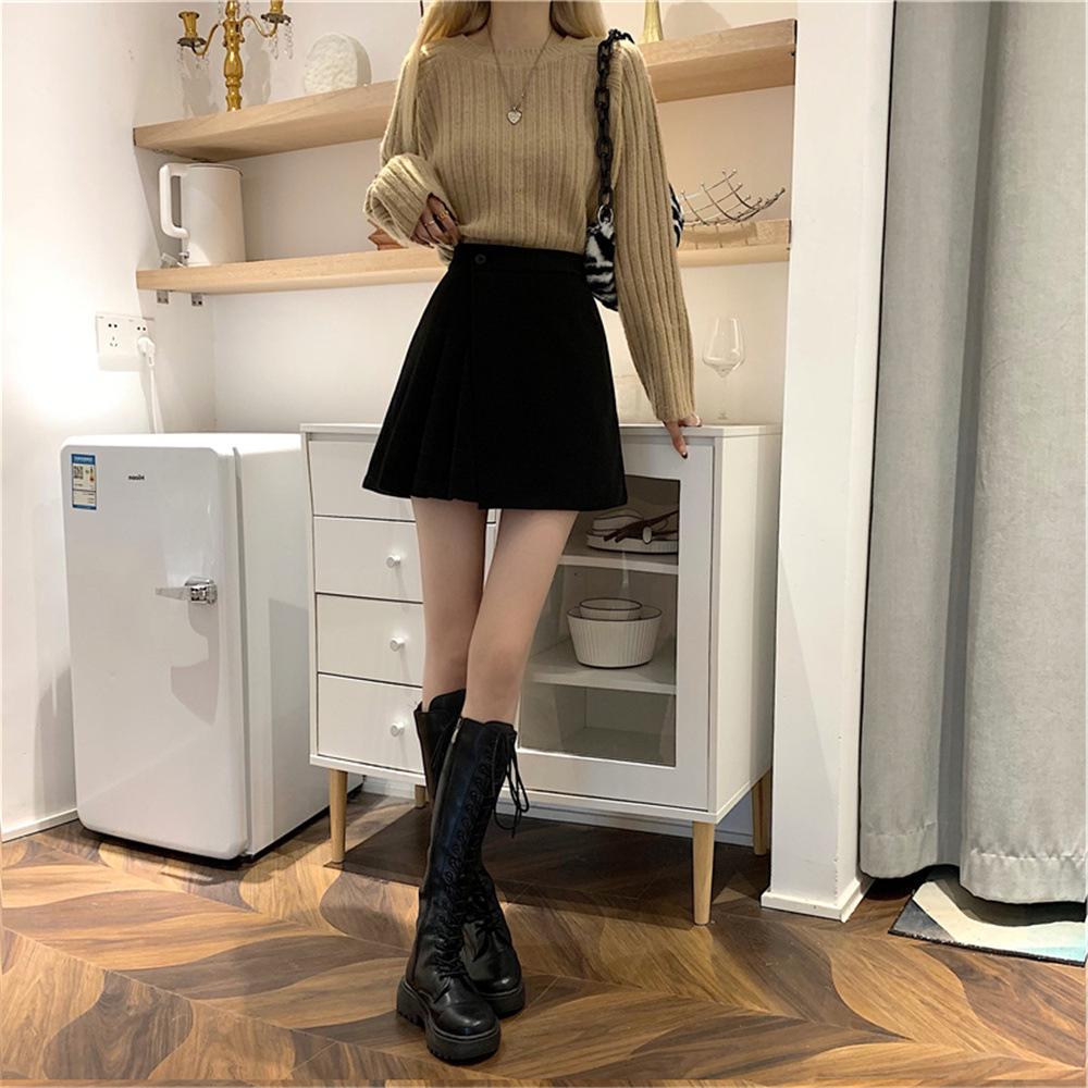 Pleated Wool Skirt: Irregular Pear Shape, 2026 Spring Korean Style, Hip-Hugging for Women