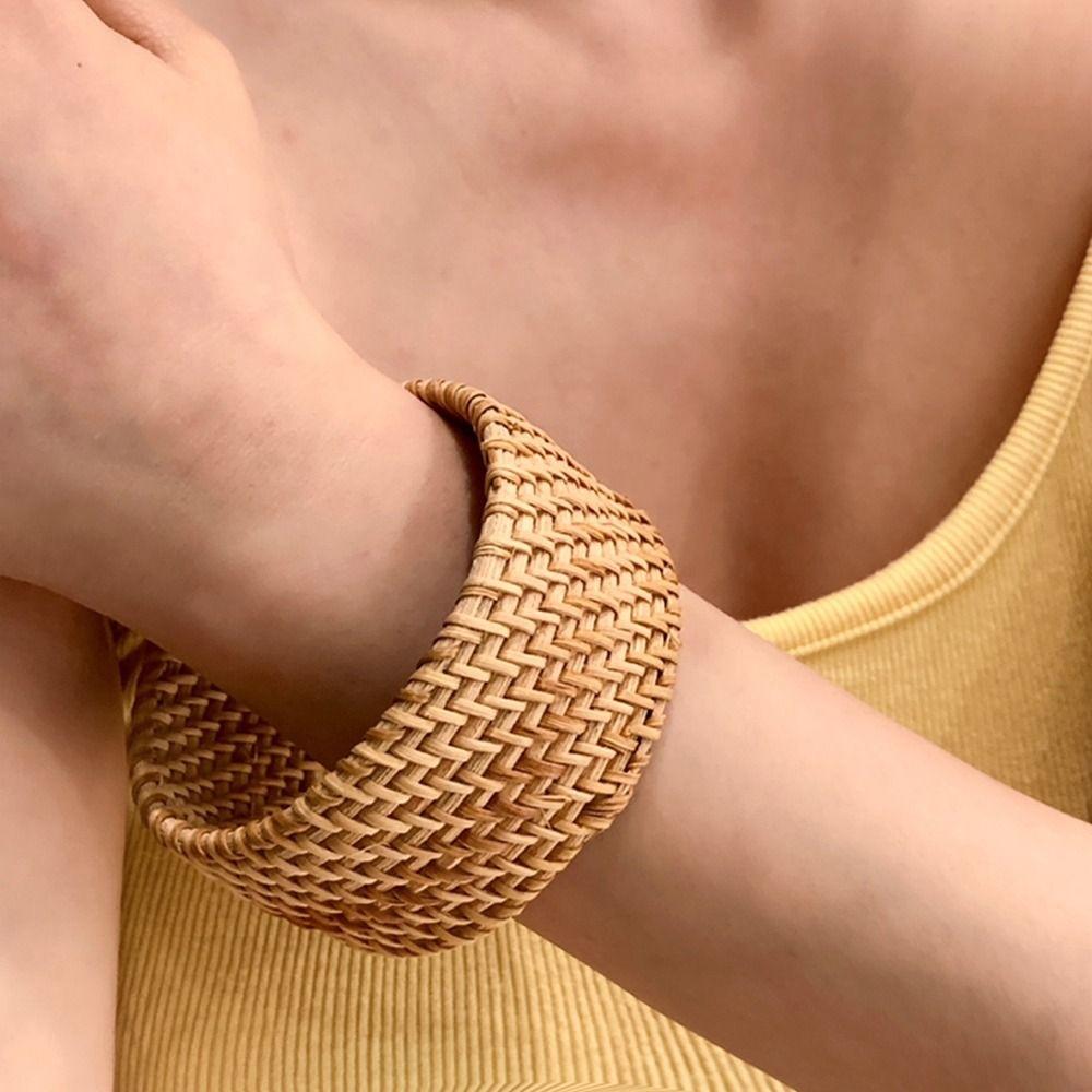 Classic Rattan Woven Bracelet Simple Bohemian Braided Bracelet Creative Ethnic Style Bangle  Beach