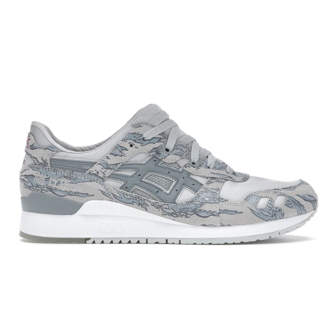 

Кроссовки унисекс ASICS atmos x Solebox x Gel Lyte 3 Tiger Urban Camo Grey Glacier-Grey Stone-Grey 1191A076-020