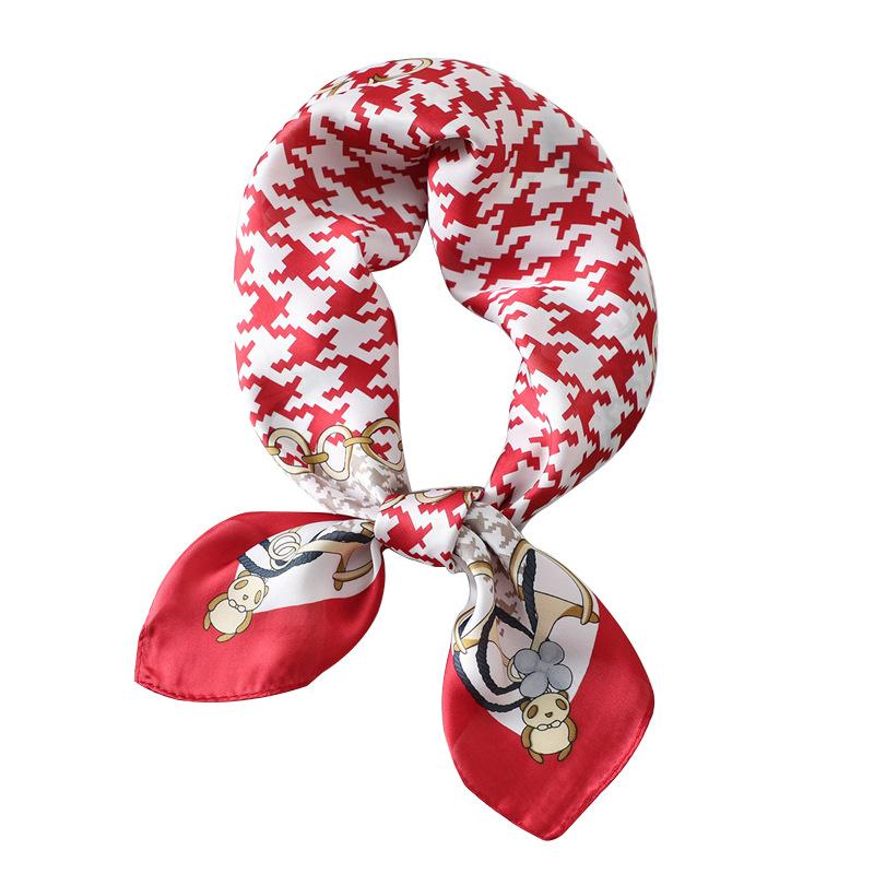 Classic Thousand Birds Plaid Scarf 71cm Small Square Scarf Fashion Chain Silk Scarf Simulation Silk Cute Bear Scarf Scarf