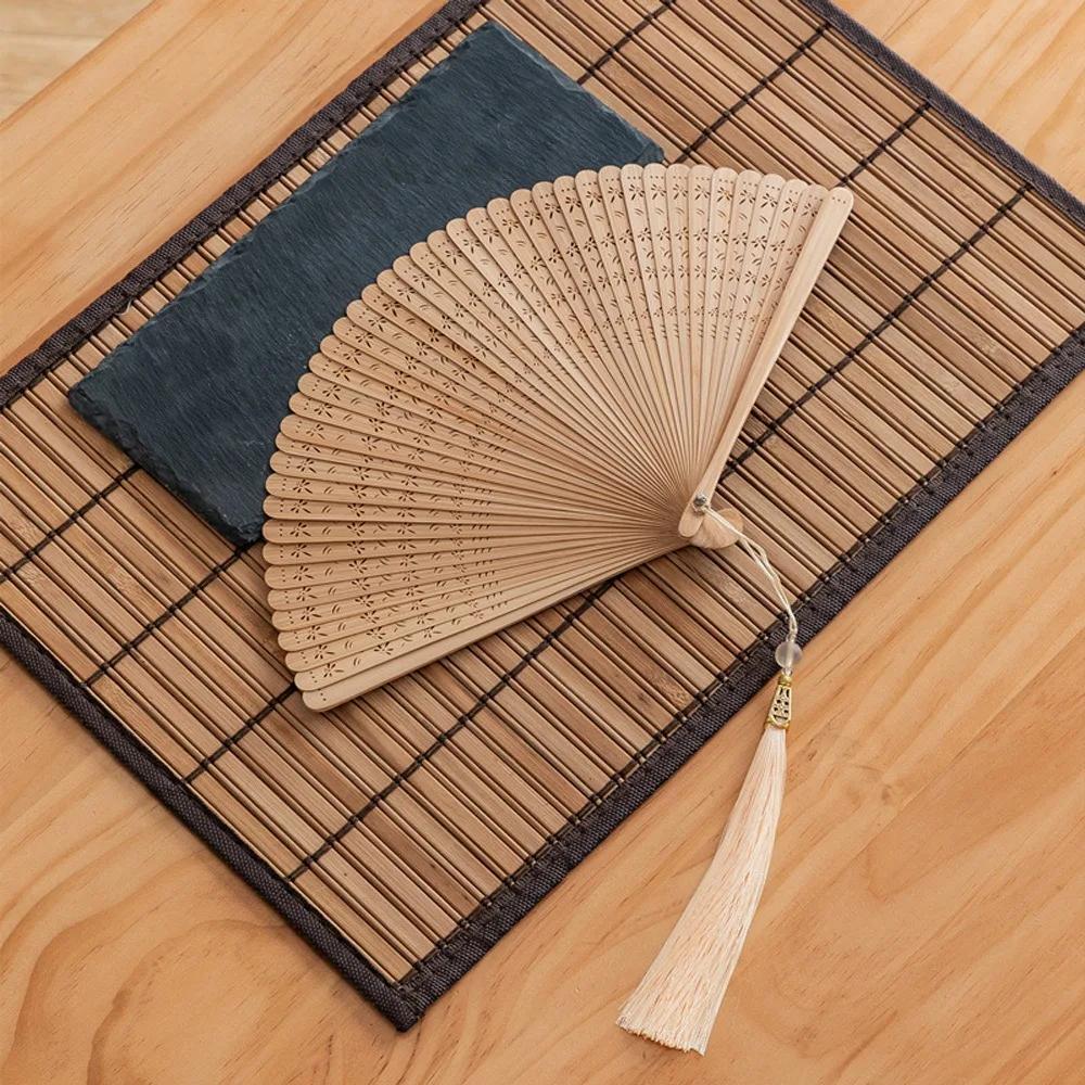 Chinesischer Stil Japanischer Klassischer Faltfächer Antiker Stil Schwarzer Faltfächer für Damen Handgefertigt Exquisite Handfächer