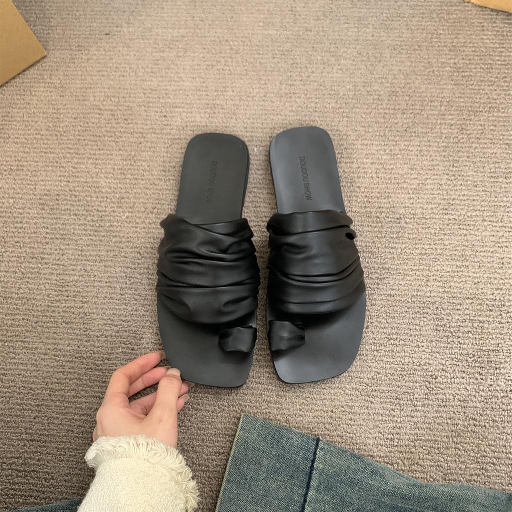 Korean set of toe one-word cool slippers female summer wear French retro fairy wind vacation half-drag flat-bottomed beach shoes