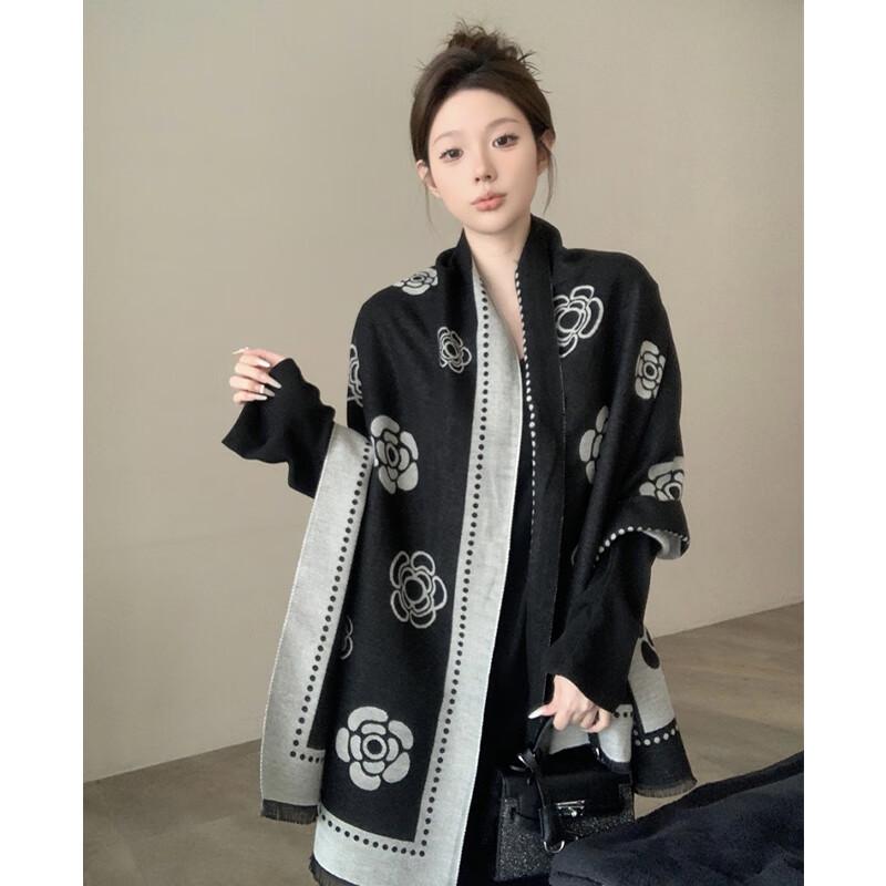 VICTORIA&VERA Double-Sided Camellia Distressed Scarf