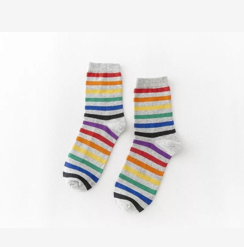 Neue Damen Socken 1 Paar lang Baumwolle Regenbogenfarben gestreift bedruckt Neuheit Mode Dame Herbstsocken