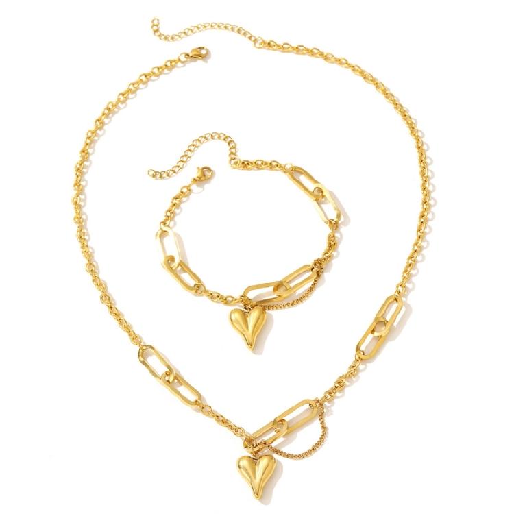 Delicate Heart Pendant Necklace Engagement Wedding Jewelry Set Stainless Steel Texture Suitable for Matching Any Outfits