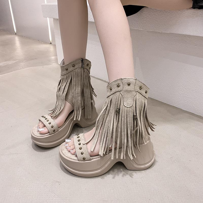 Fashion retro rivet fringed open-toed cool women's shoes summer new niche design versatile cool boots tide
