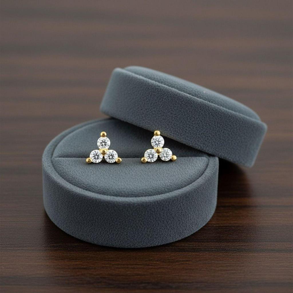 Örhängen med kluster av tre stenar - 925 Sterlingsilver, Guldbelagda