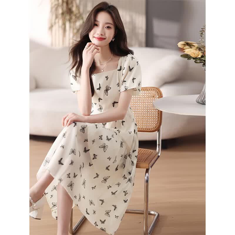 La Chapelle Slimming A-Line Midi Dress