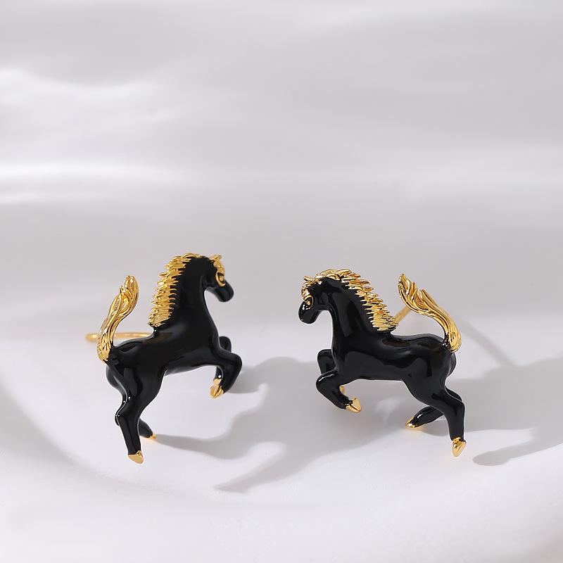 Guochao Personality Chinese Wind Dripping Oil Three-dimensional Zodiac Horse Stud Earrings Niche Design Horse To Success Earrings Commuter Earrings