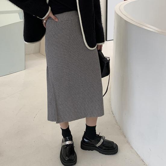 Women Midi Skirt High-Waisted Solid Color Casual Style Knitting Skirt Autumn Winter Side Split Hem Skirt Versatile Daily Wear