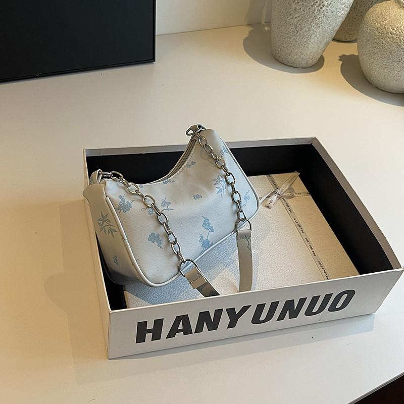 

Versatile Medium Size Pu Moon Bag Soft Touch Trendy Shoulder Crossbody Bag синій