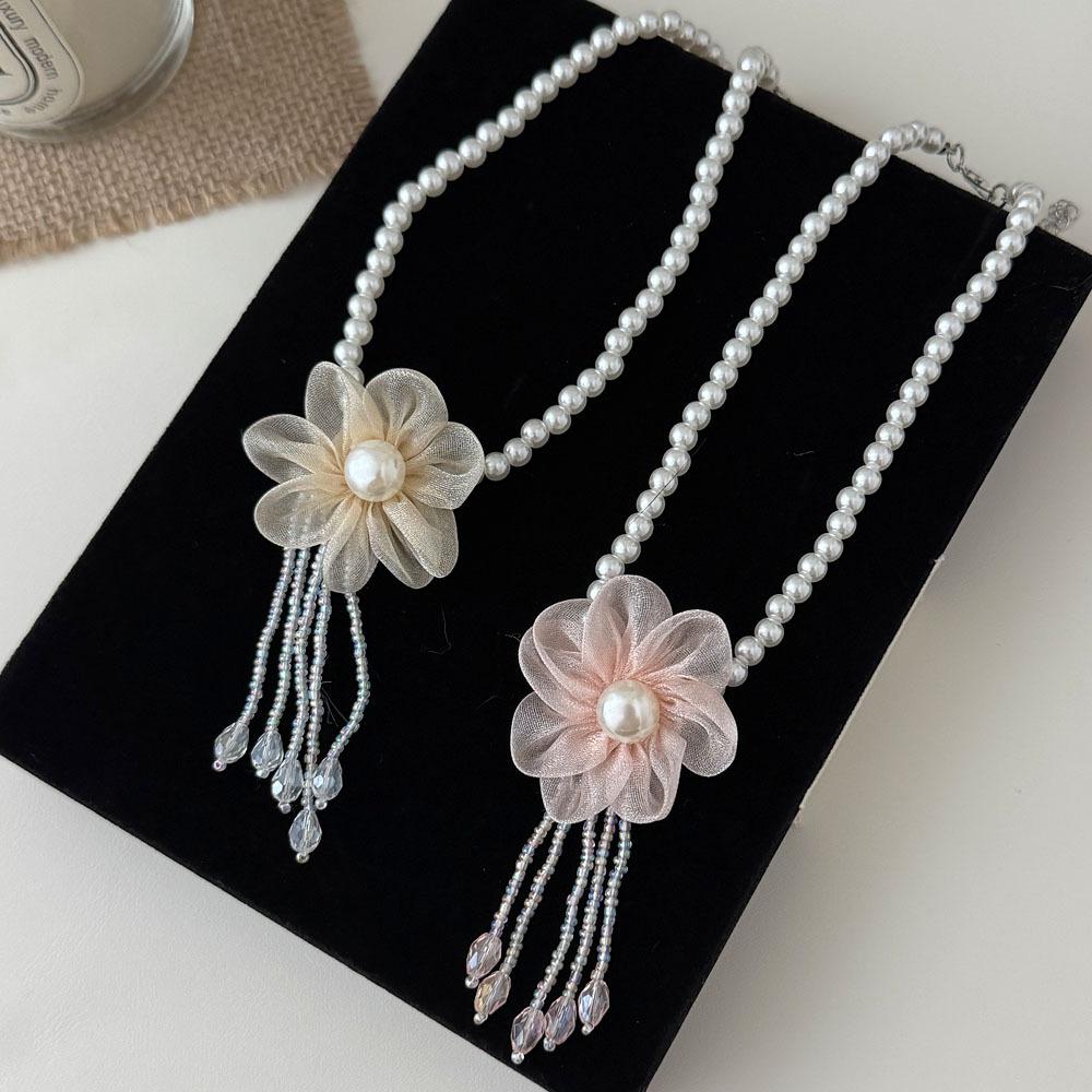 Sweet Flower Pearl Neck Chain Choker, Light Luxury Niche Lace Flower Fringed Collarbone Chain, Temperament Sweet Necklace