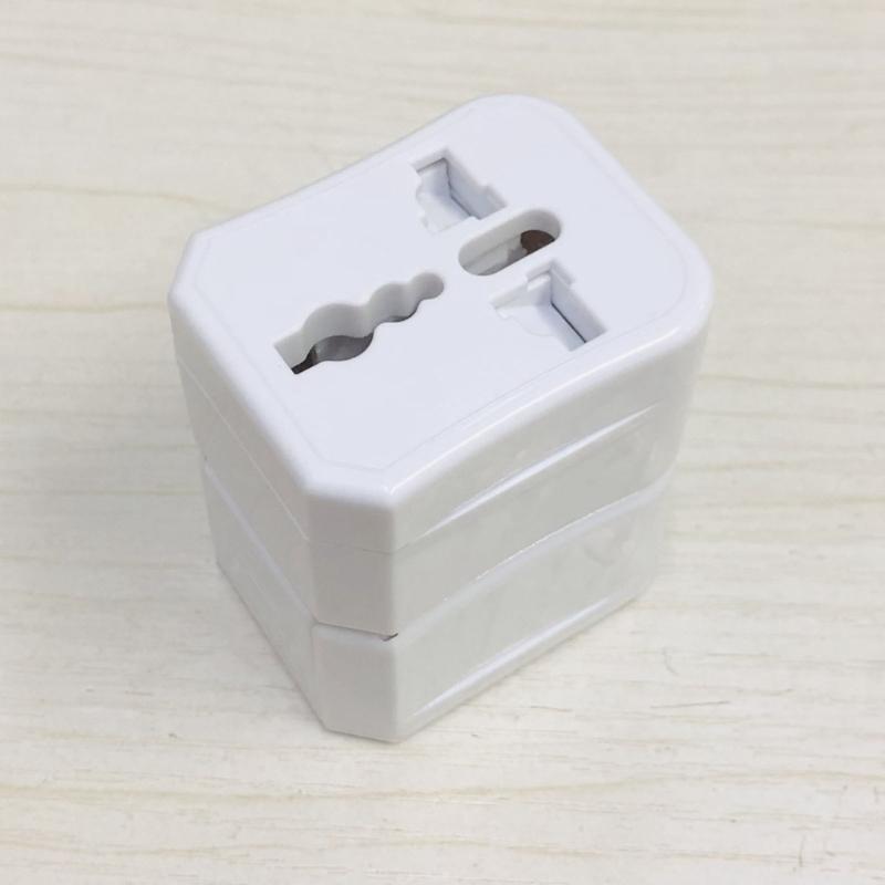 Sada univerzálních napájecích adaptérů pro cestování 3 ks Velikost Funguje v zásuvkách USA Evropy Velké Británie Austrálie