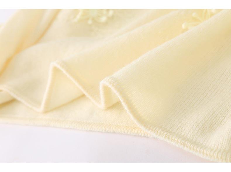 2026 Autumn/Winter Women's Pure Wool Hand-Embroidered Loose Knit Sweater with Round Neck and Long Sleeves