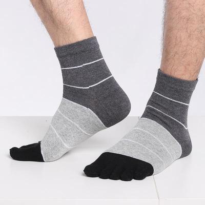 Erkek Giyim ve Aksesuarları – Çoraplar