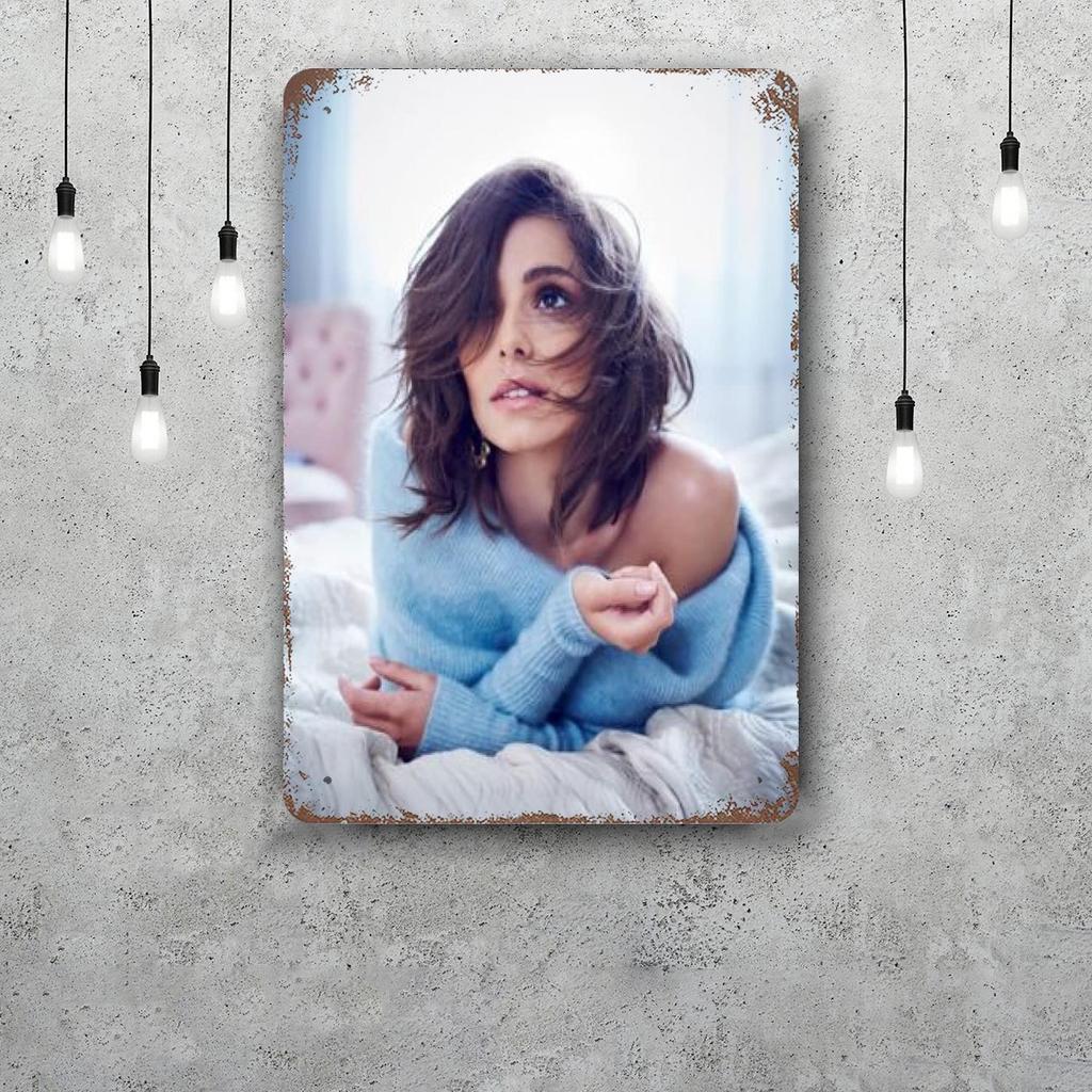 Cheryl Cole Classic Poster Rusty Metal Plaque Retro Decorative Plate Bar Man Cave Garage Club Metal Sign Wall Decoration