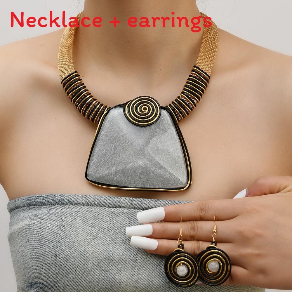 And Resin Plastic Jewelry Set With Large Gemstones And Elegant Water Chain For Fashion Fans
