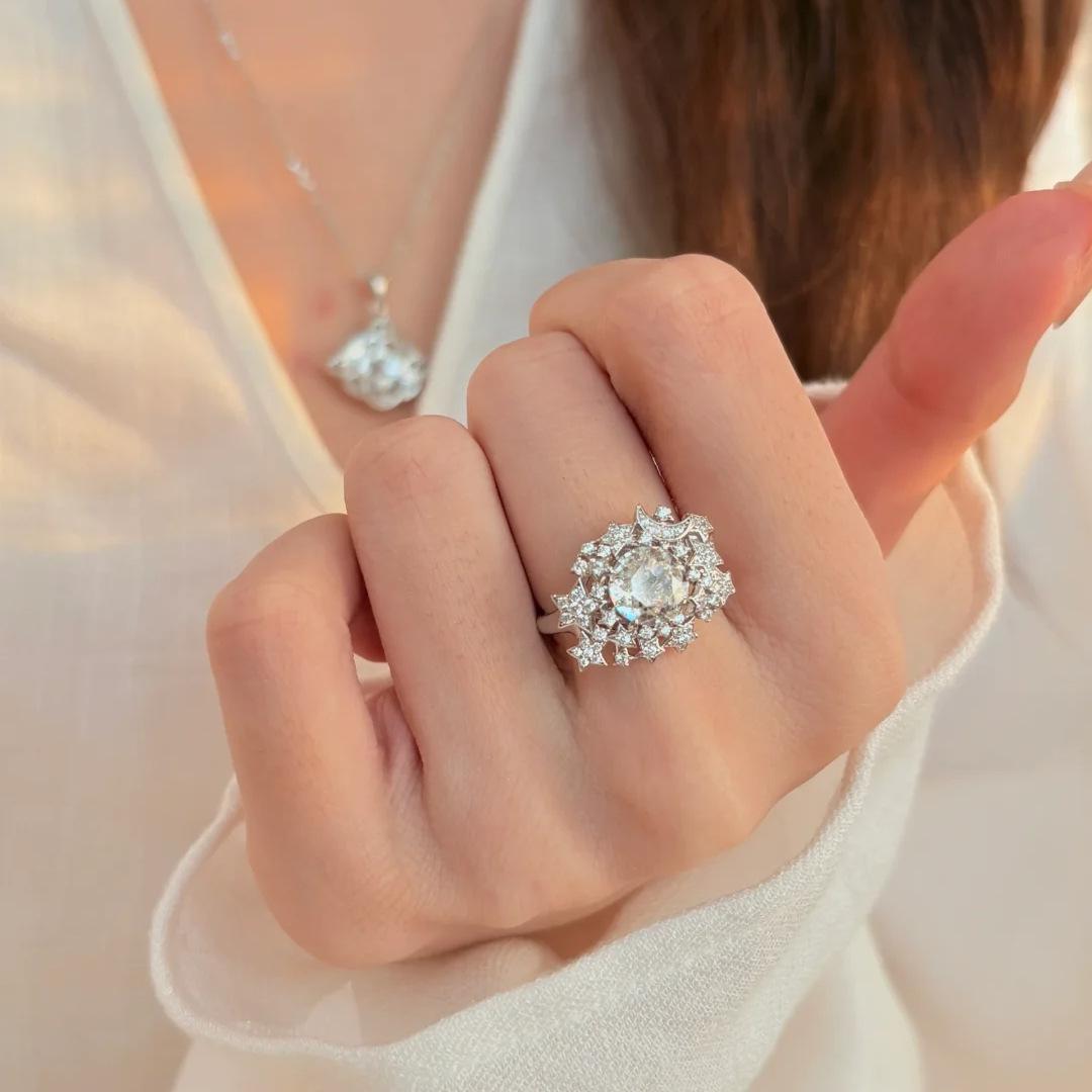 Fashion Light Luxury White Moon Fan Star Ring Niche Design Sense Simple Diamond Star Cluster Diamond Ring Stacked Women adjustable opening