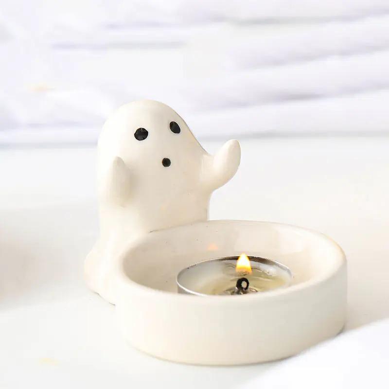 Porte-bougie en céramique fantôme d'Halloween Support de bougie antidérapant pour chambre à coucher effrayante, fête, décoration de table Design hantant et chic