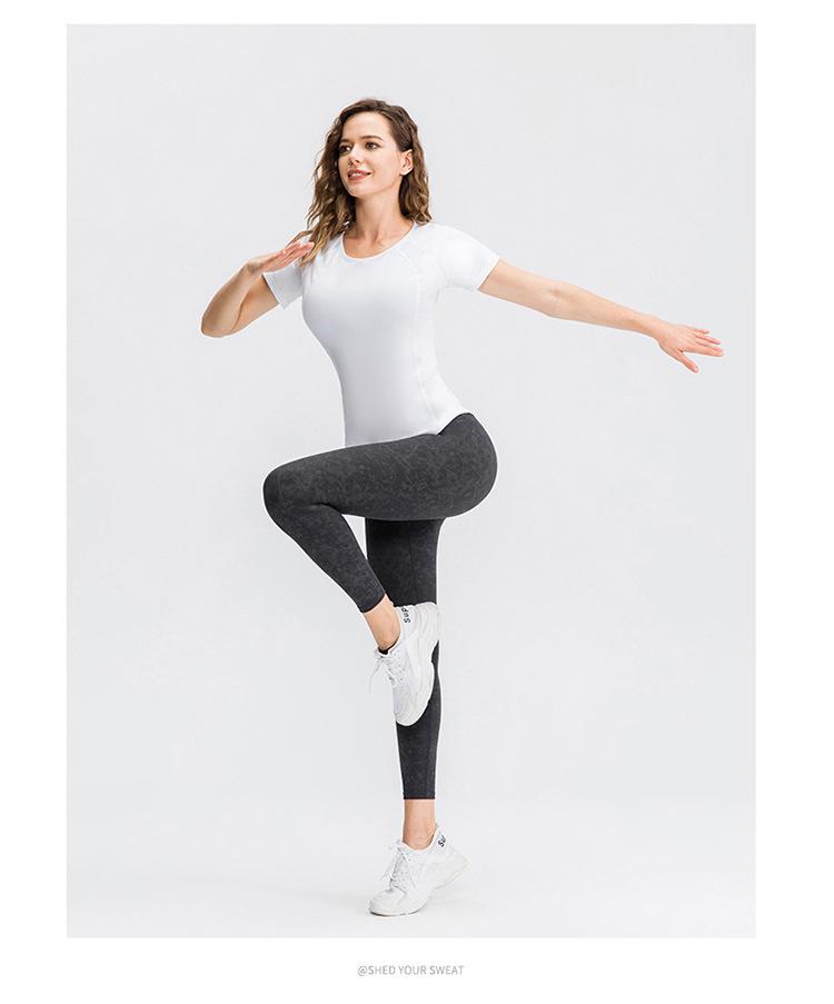 Women's Short Sleeve Mesh Yoga T-Shirt – Breathable, Quick-Dry, High Elastic Fitness Wear