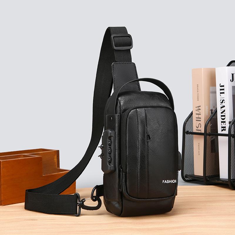 The New Motorcycle Bag Mainly Promotes the Fashion Classic Large-capacity Single-shoulder Diagonal Bag