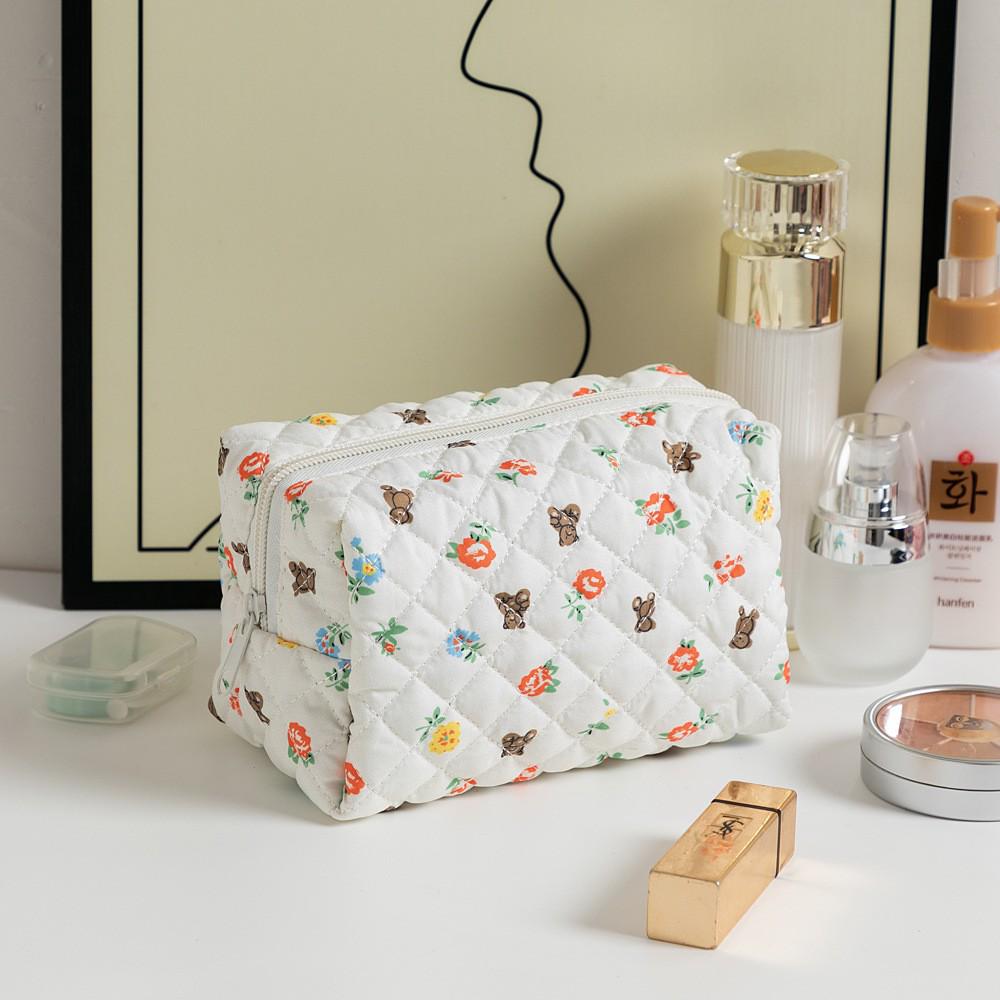Quilted Floral Makeup Bag for Women, Travel Skincare & Toiletries Storage, Large Capacity & Soft Design