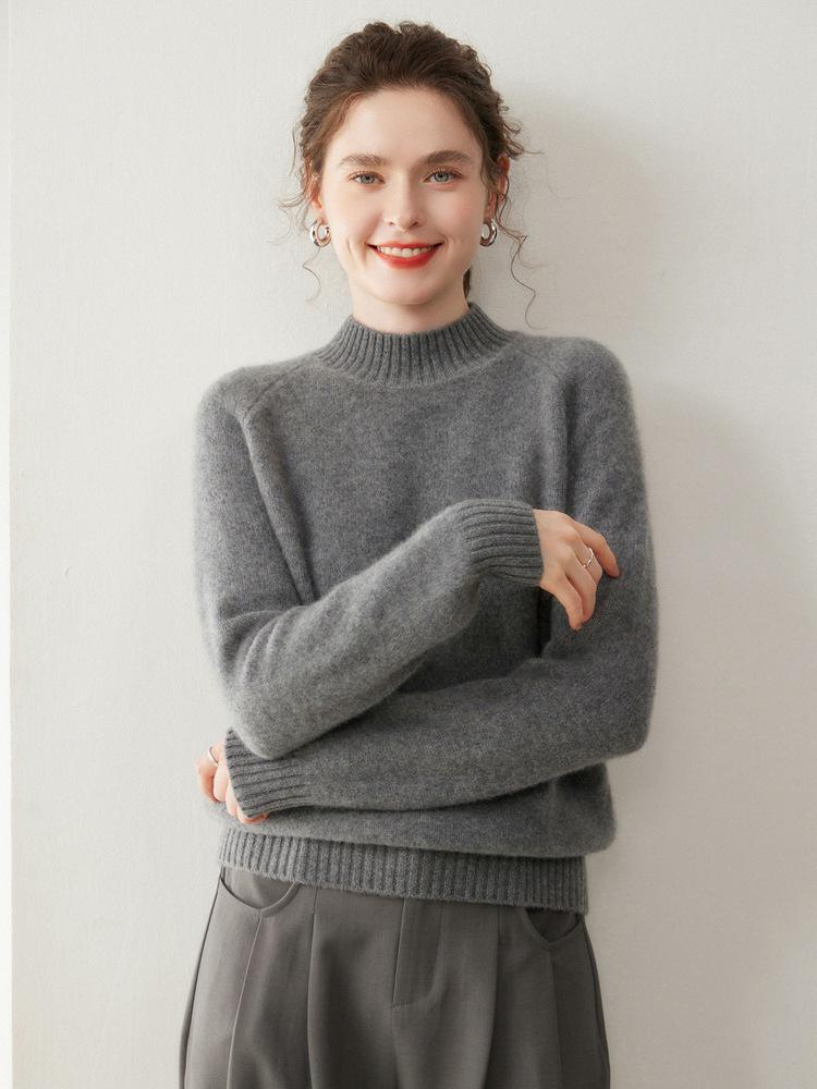 Women's Thickened Cashmere Sweater: Autumn/Winter Half-High Collar, Loose Knit, Versatile Fashion Pullover.