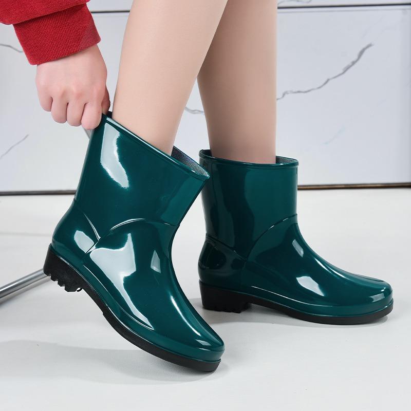New medium tube rain shoes fashionable women's rain boots velvet warm water shoes waterproof and non-slip beef tendon sole rubber shoes