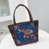 The Elephant Embroidery Double-sided Hand Shoulder Bag Is Versatile with Jacquard Patterns
