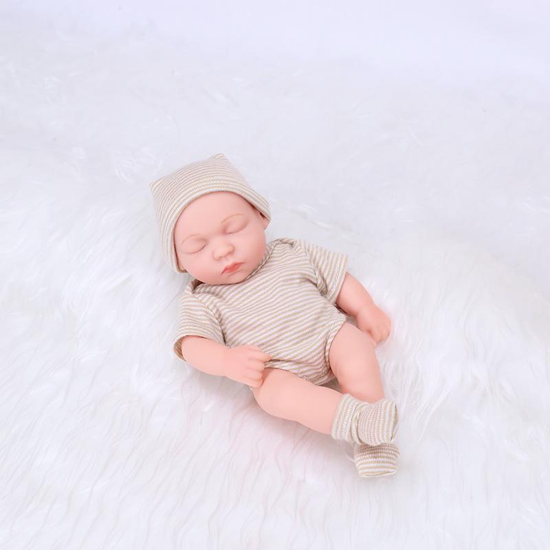 Mini Realistic Silicone Reborn Doll – Children's Soft Body Girl Figure Gift