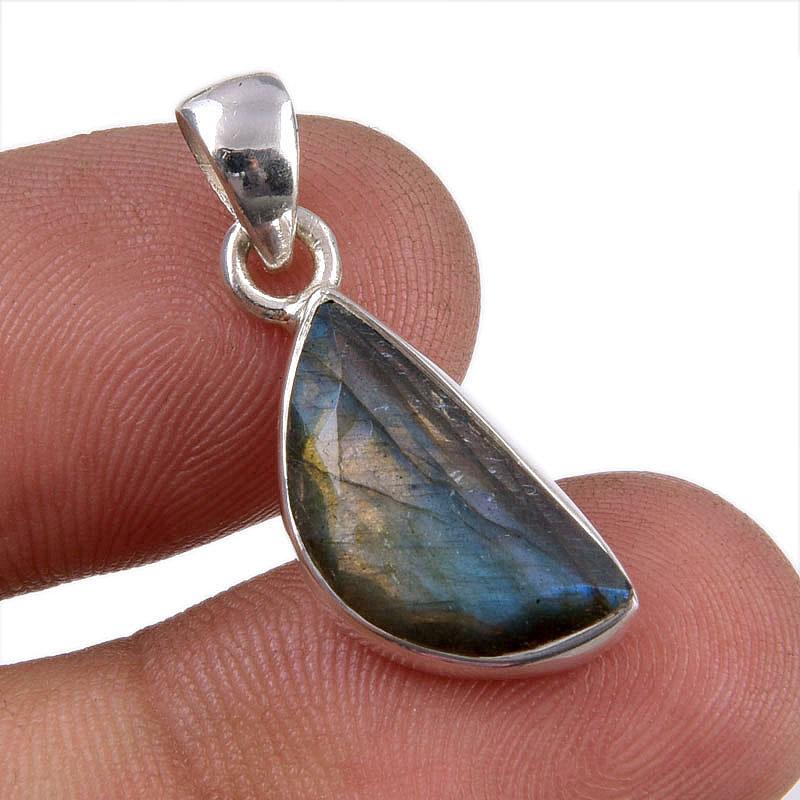 

Natural Labradorite Gemstone Handmade 925 Solid Sterling Silver Pendant 1 E5f49