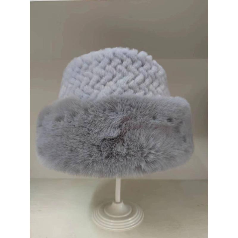 White Plush Hat for Women In Winter, Korean Version Showing Small Face, Thickened Warm Fisherman Hat, Japanese Large Head Circumference, and Cold Hat