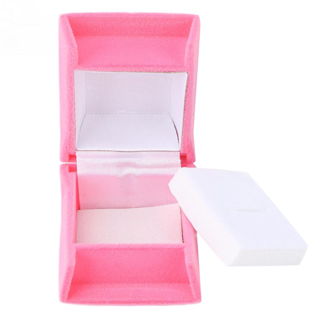 Small Travel Jewelry Box Protect Jewelry Retro Design Exquisite Earrings Box for Rings