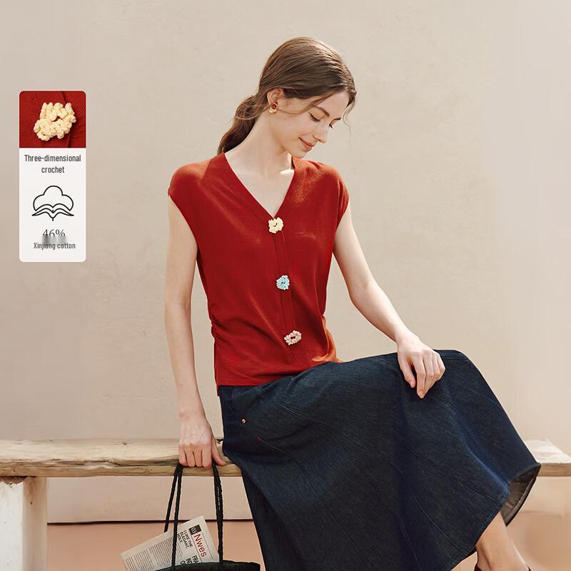 

INMAN French Red V-Neck Crochet Knit Sleeveless Top L