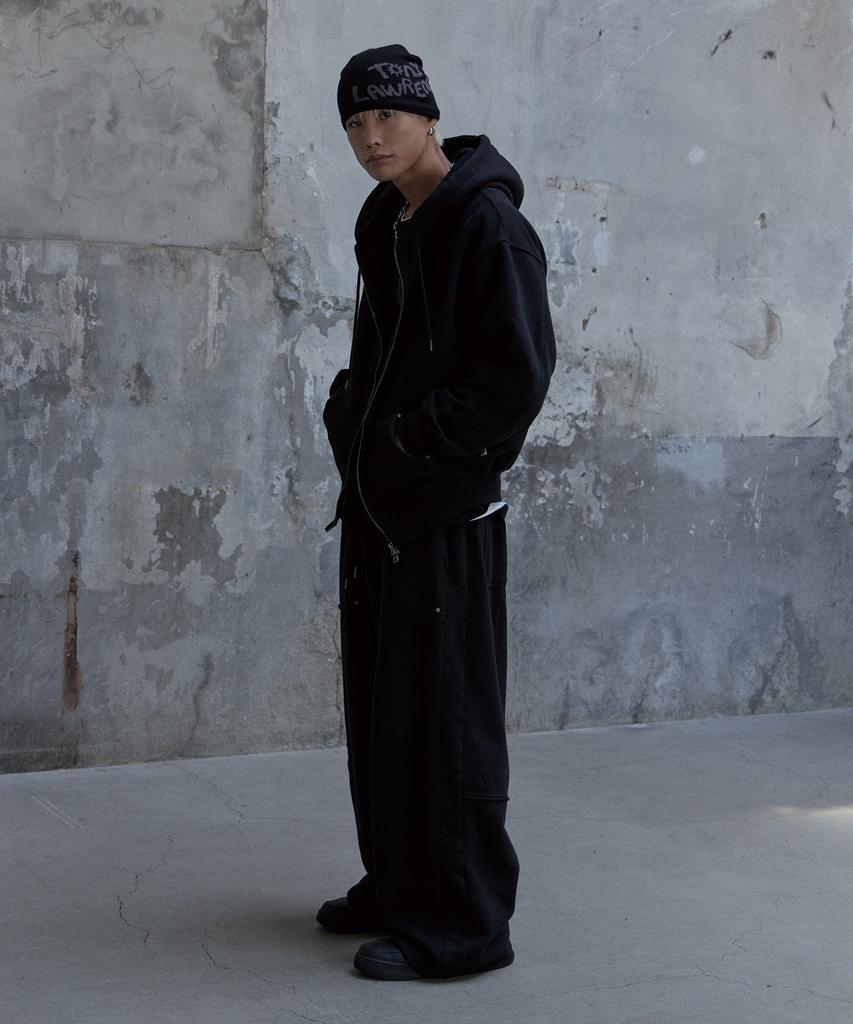 Tonilolenseu Jacquard Lettering Logo Beanie Black