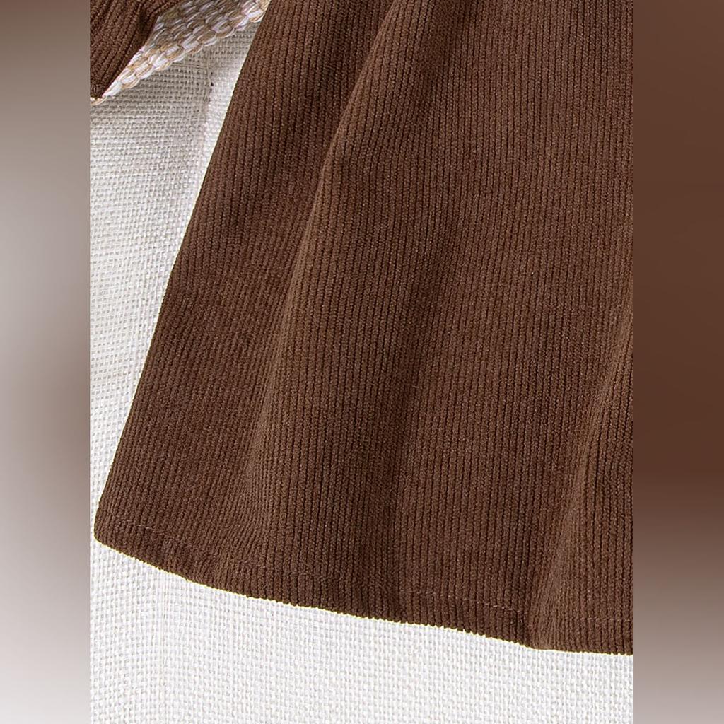 Barnas avslappede minimalistiske allsidige kjole