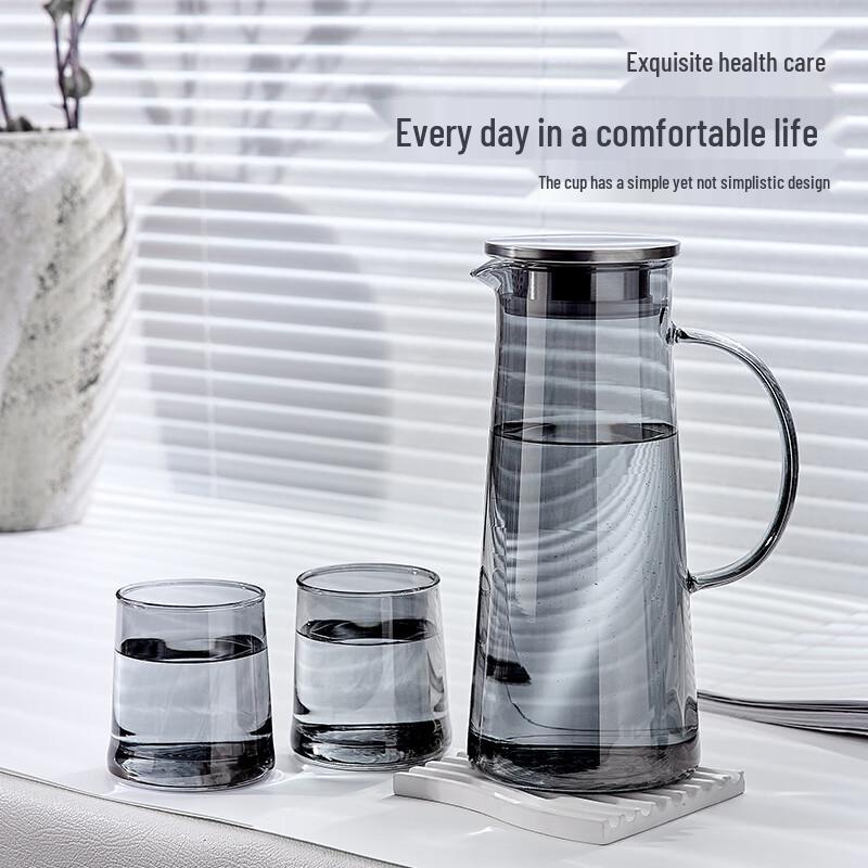 Elegant Heat-Resistant Glass Tumbler