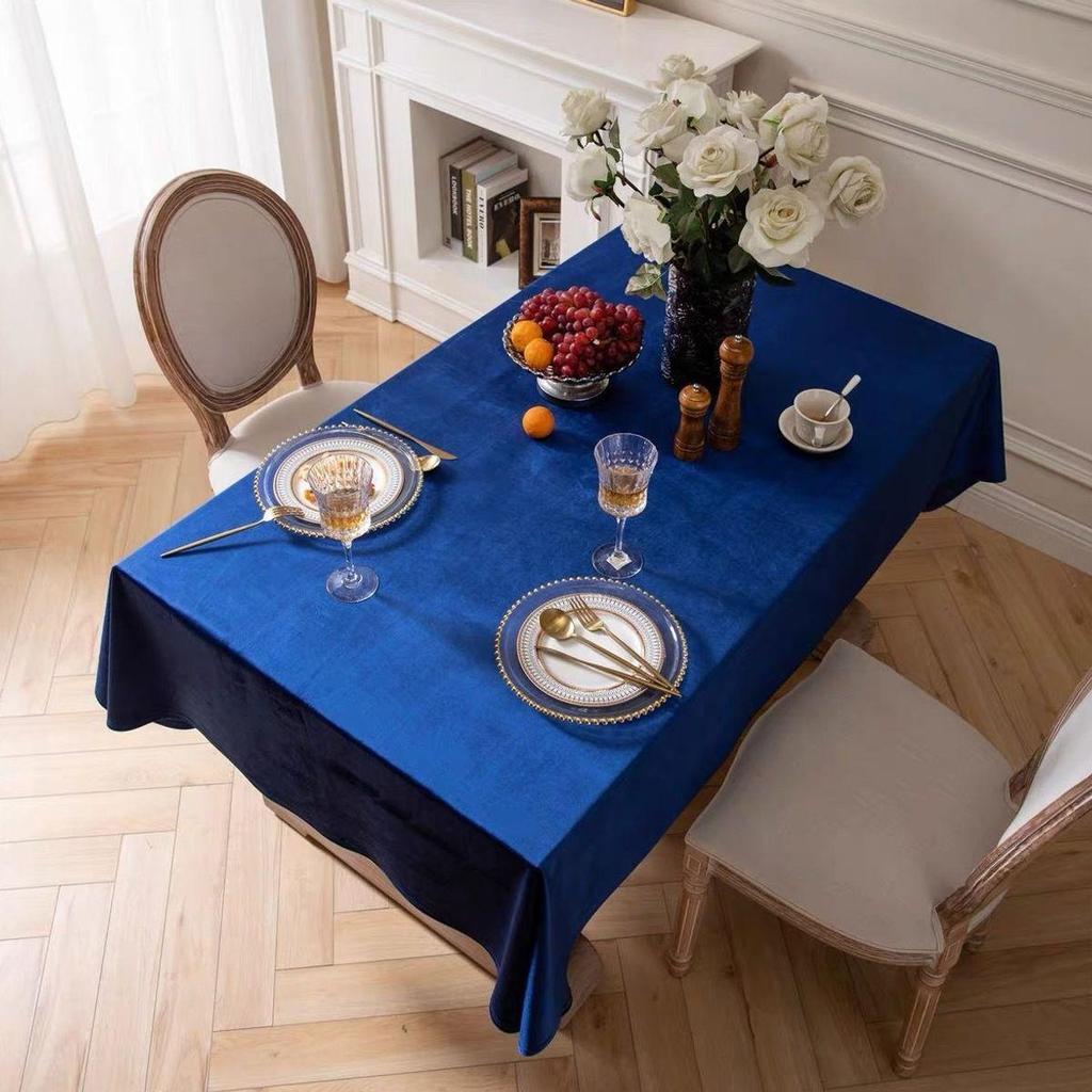 Elegante Fluwelen Tafelkleed voor Eet-, Koffie- of Vergadertafels