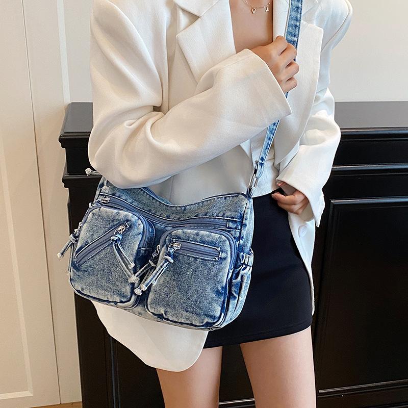 Bag Women's Fashion Trend Japanese and Korean Version Women's Bag Small Square Bag 2025 New Simple Shoulder Bag Denim Bag Messenger Bag