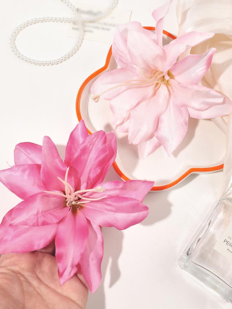 2Pcs Multicolor Big Bohemia Lily Flowers Hair Clips,Hawaiian Flowers Hair Pins for Bridal Wedding Hair Barrette Accessories