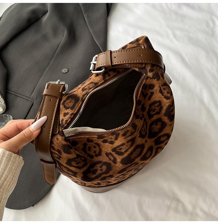 Women's Trendy Crossbody Autumn/Winter Bucket Bag