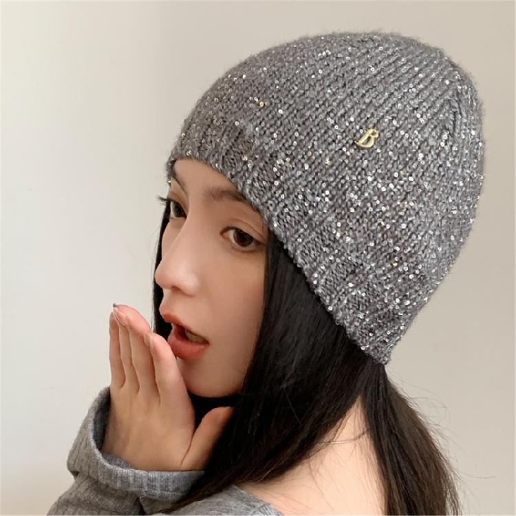 Trendy Beanies Sequins Hat for Party Goers Stage Performances Knit Hat