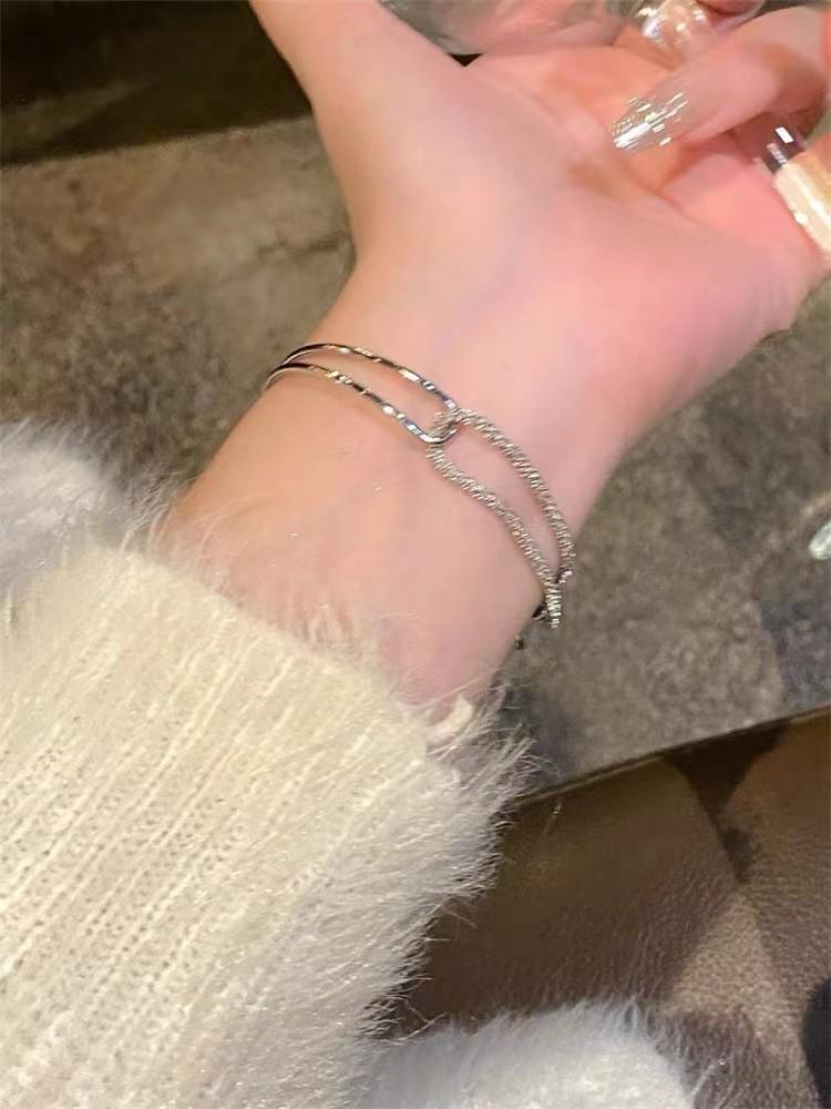 Delicate Doublelayer Geometric Bracelet For Women 2023 Light Design Luxury